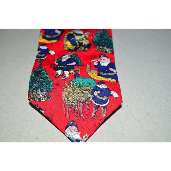 FERRELL REED for Hillhouse ltd Santa Christmas Tie - Picture 2 of 6